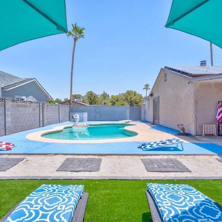 Fab Phx Getaway W/ Pool & Fire Pit Villa Phoenix Dış mekan fotoğraf