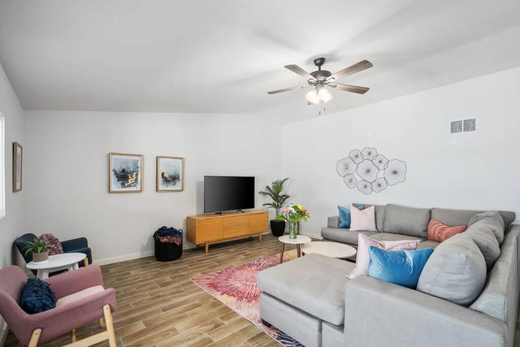 Fab Phx Getaway W/ Pool & Fire Pit Villa Phoenix Dış mekan fotoğraf