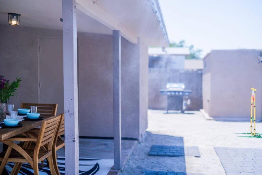 Fab Phx Getaway W/ Pool & Fire Pit Villa Phoenix Dış mekan fotoğraf