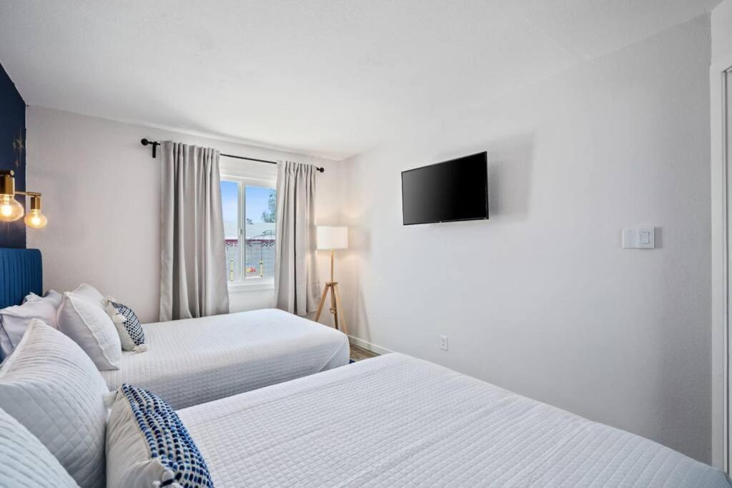 Fab Phx Getaway W/ Pool & Fire Pit Villa Phoenix Dış mekan fotoğraf